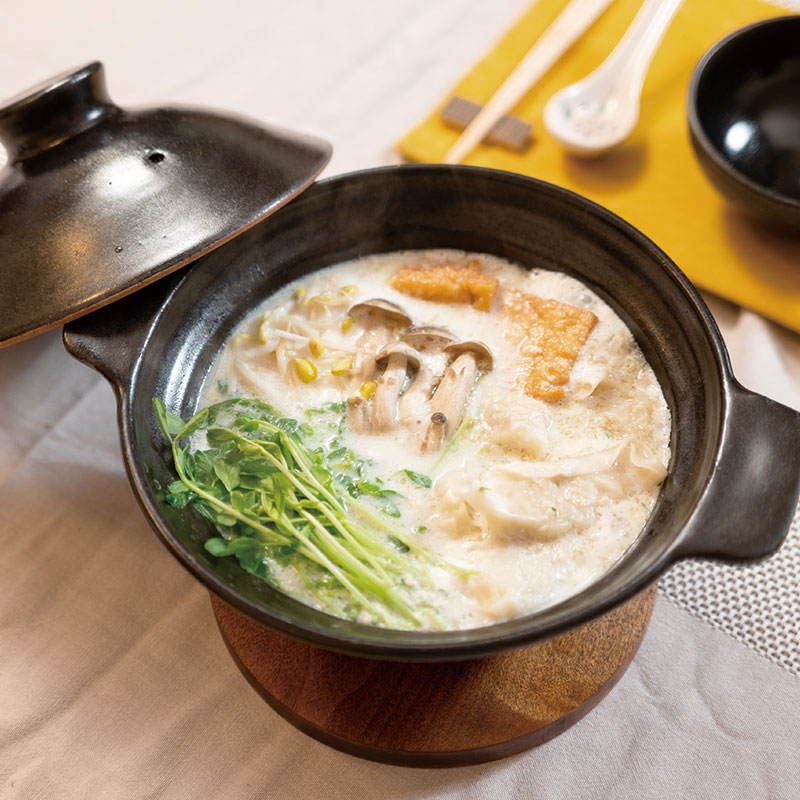 更换味道，再次尝锅。 和豆浆饺子锅