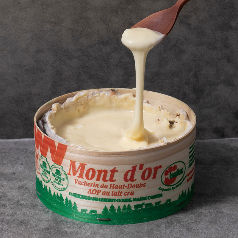 秋天只冬天不能吃的奶酪的珍珠"mon·多尔。" 赢得珍珠色的浓的味道。